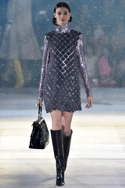 Look 35